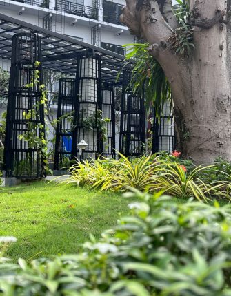 Sân vườn khách sạn tại Thái Nguyên- khach san Không gian xanh