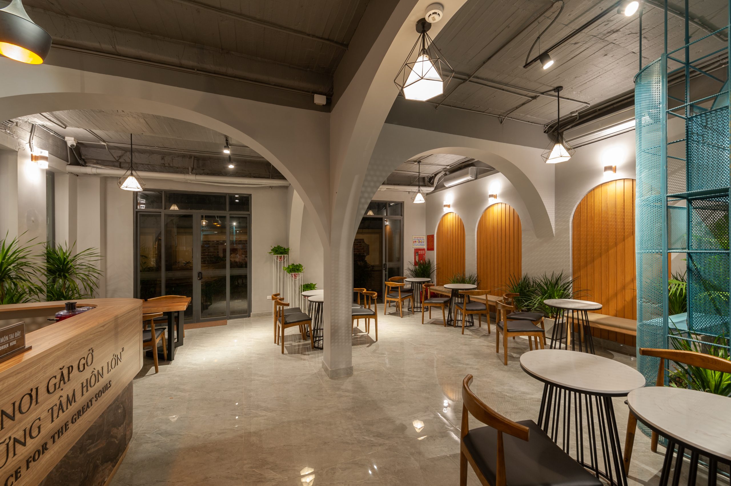 Quán cafe tại khách sạn nghỉ dưỡng Thái Nguyên - X Hotel